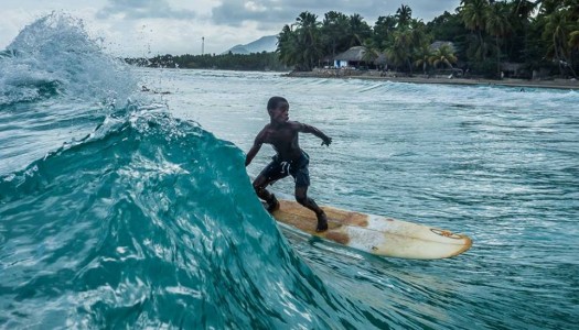 EL SURFING CONTRIBUYE EN LA RECUPERACIÓN ECONÓMICA Y SOCIAL DE HAITÍ