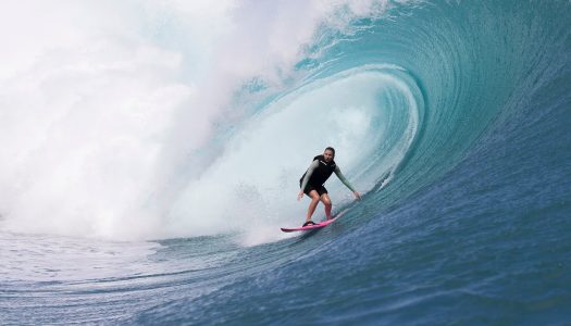 Maya Gabeira presiona a la WSL para que reconozca su récord de olas grandes