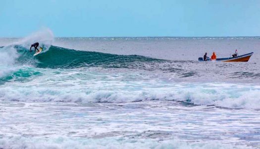 Surfistas sudamericanos buscarán las mejores olas en Chiloé